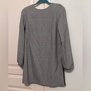 Zara houndstooth long sleeve shift dress. Size M.